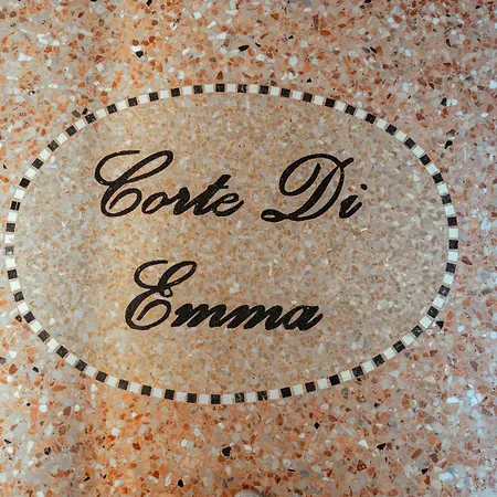 Corte Di Emma